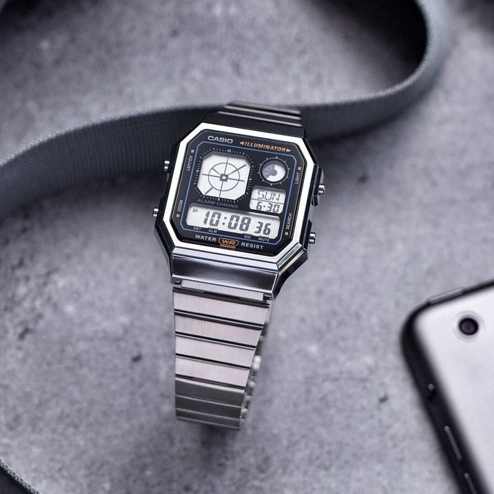 Reloj Casio A130WE-1A negro y plateado unisex original en Perú - detalle de esfera o pantalla