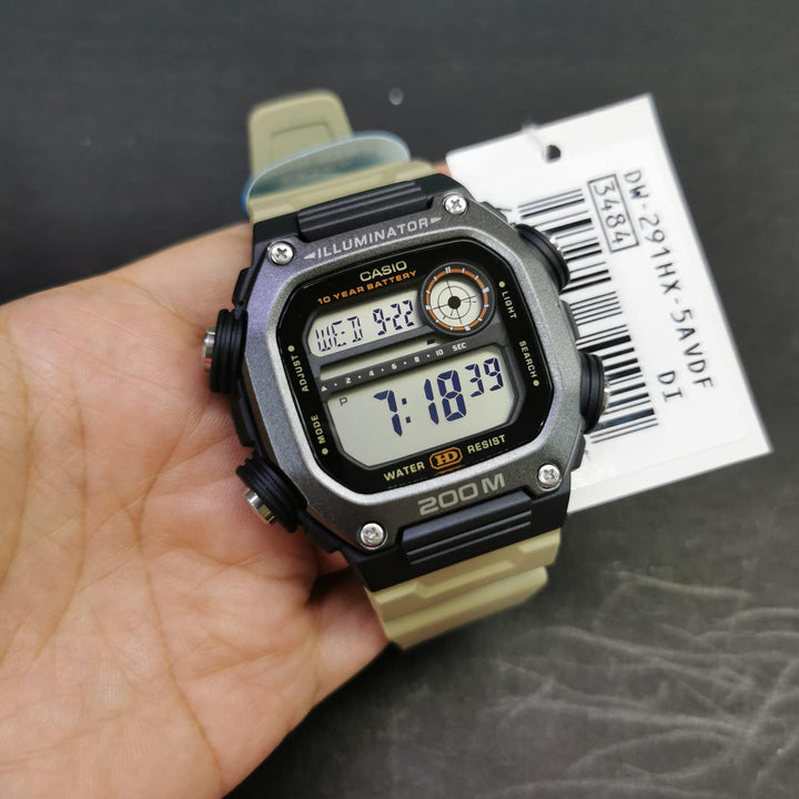 Reloj Casio DW-291HX-5AV marrón y negro resina extralarga original en Perú - detalle de esfera y diseño