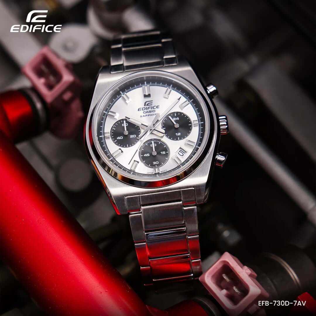 Reloj Casio Edifice EFB-730D-7AVUDF Cronógrafo Acero Plateado Original EFB-730D-7AVUDF detalle de diseño en Jherr Perú