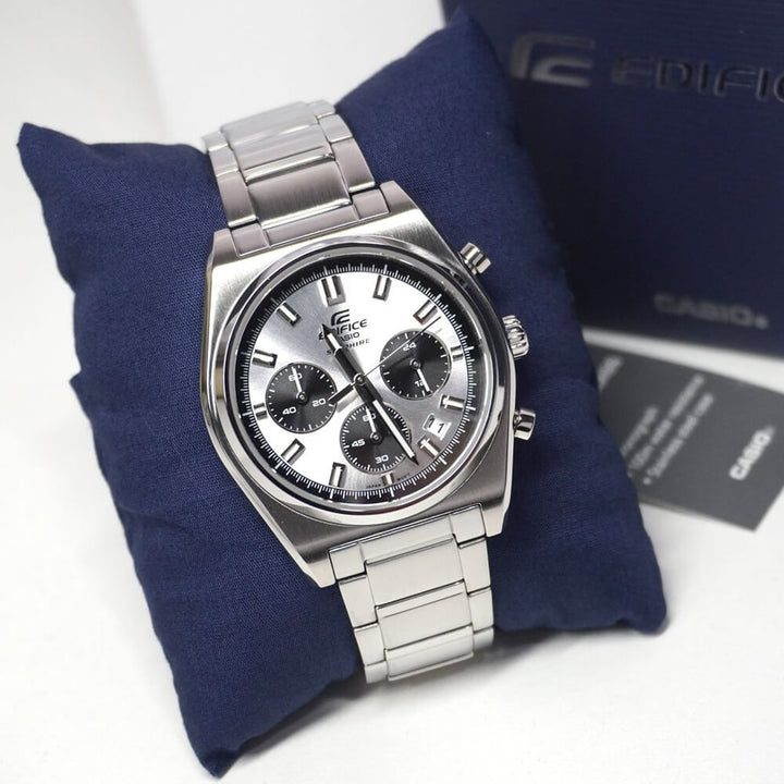 Reloj Casio Edifice EFB-730D-7AVUDF Cronógrafo Acero Plateado Original EFB-730D-7AVUDF vista lateral y correa en Jherr Perú