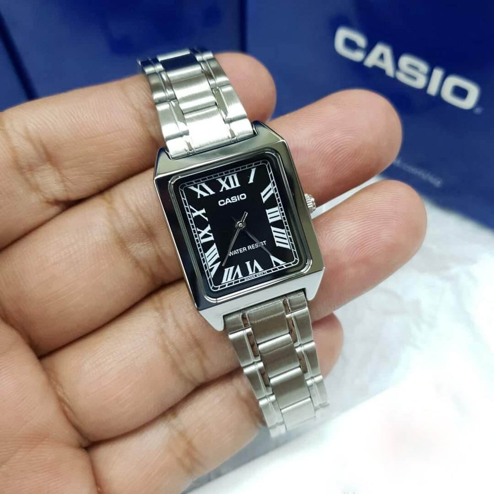 Reloj Casio LTP-V007D-1B negro y plateado acero inoxidable original en Perú - detalle de esfera y diseño