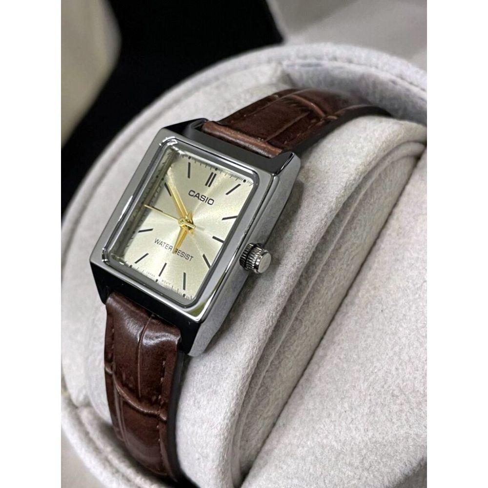 Reloj Casio LTP-V007L-9E champagne y marrón cuero marrón original en Perú - detalle de esfera y diseño