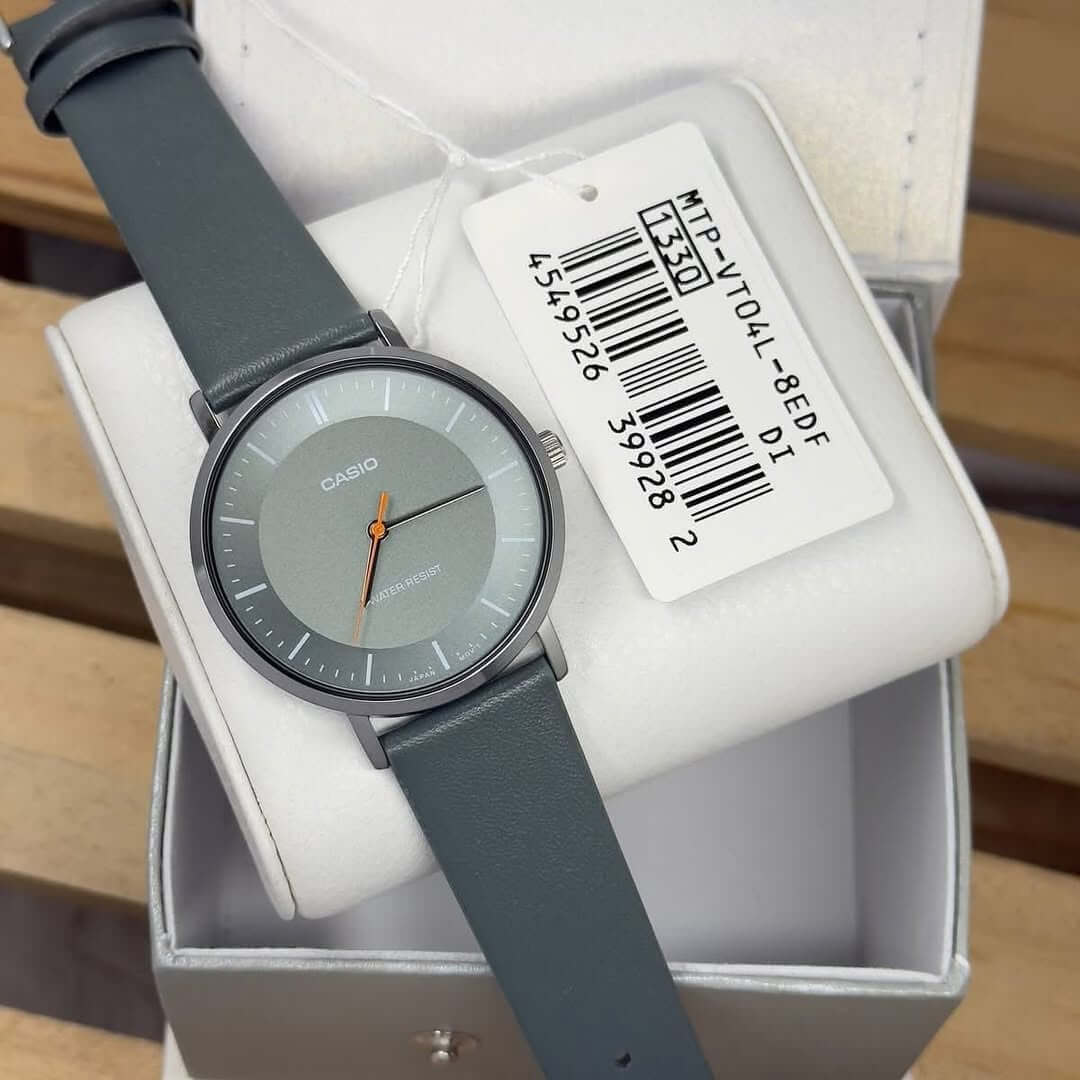 Reloj Casio MTP-VT04L-8E gris y negro hombre original en Perú - detalle de caja y correa