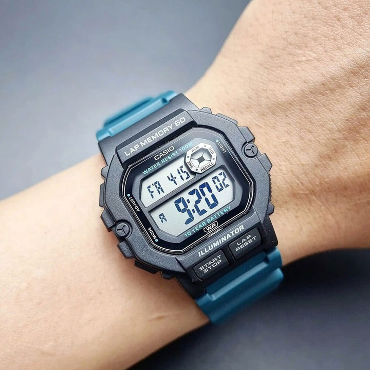 Reloj Casio WS-1400H-3AV verde y negro hombre original en Perú - detalle de caja y correa
