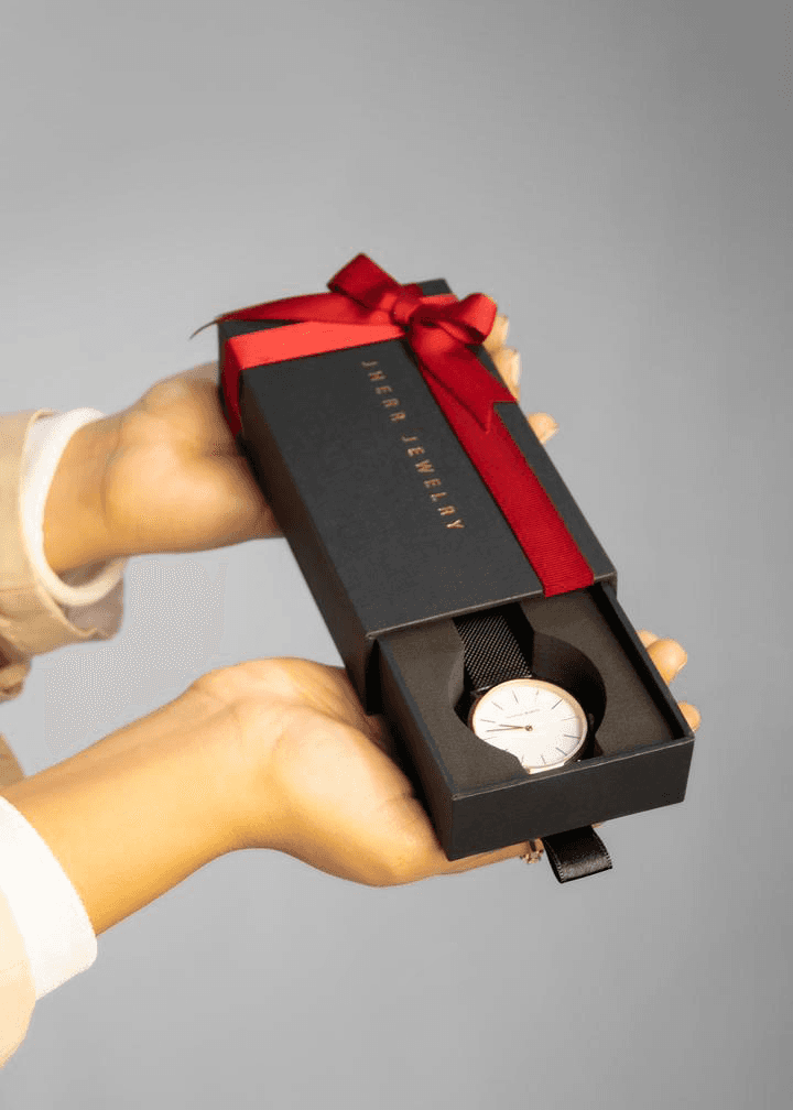 Presentación de caja para relojes en Jherr Perú