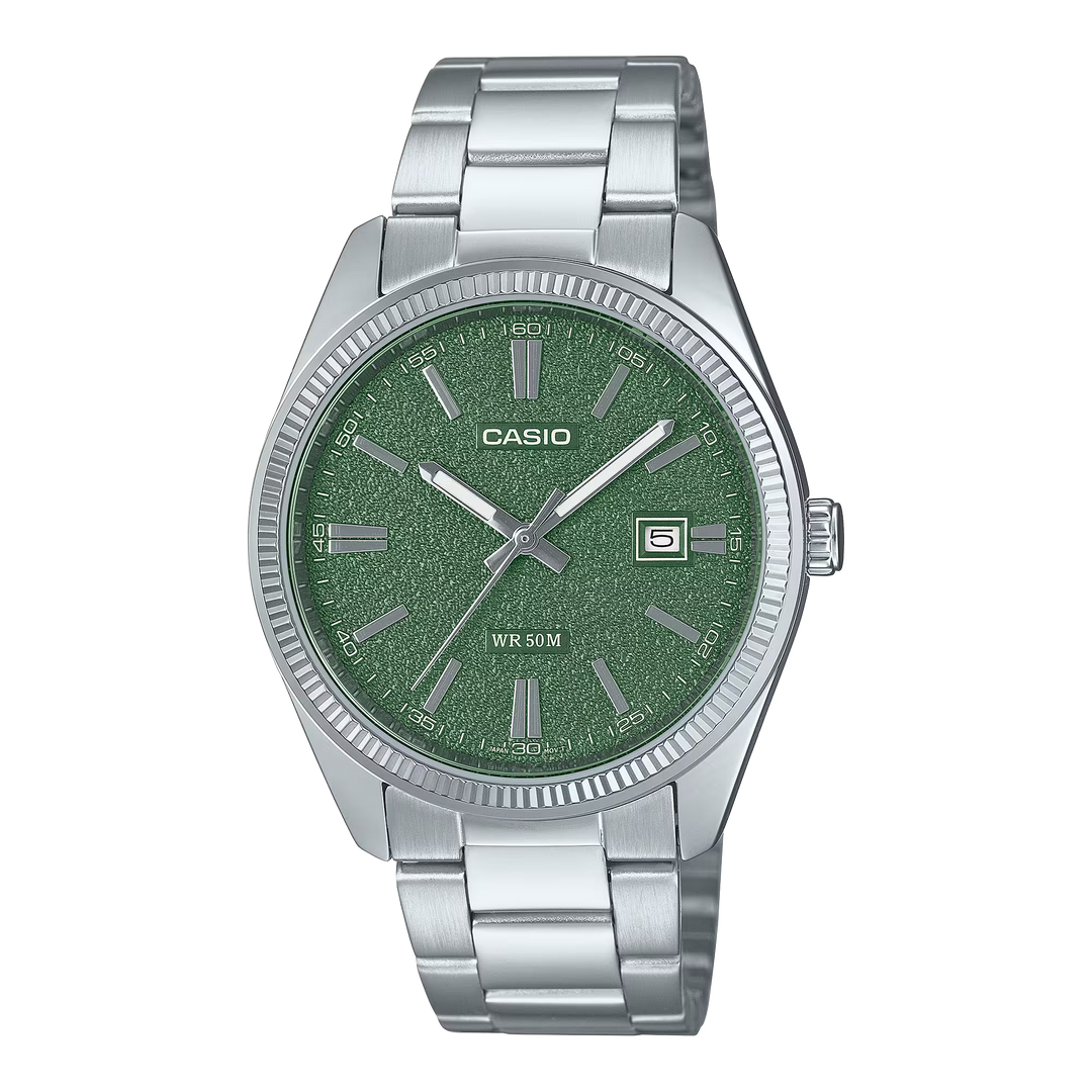 MTP 1302 Casio verde para hombre con esfera texturizada y correa de acero plateado - Jherr Perú