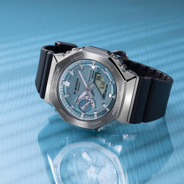 Casio G-Shock Original GBM-2100A-1A2 Carbon Core Guard con Bluetooth y Energía Solar - Resistencia Extrema 200 Metros - G-Shock en Perú | Jherr Jewelry