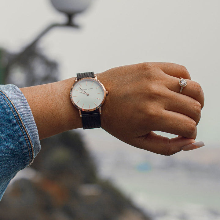 Reloj Hannah Martin para mujer Malla Negra Esfera Blanca - Hannah Martin en Perú | Jherr Jewelry