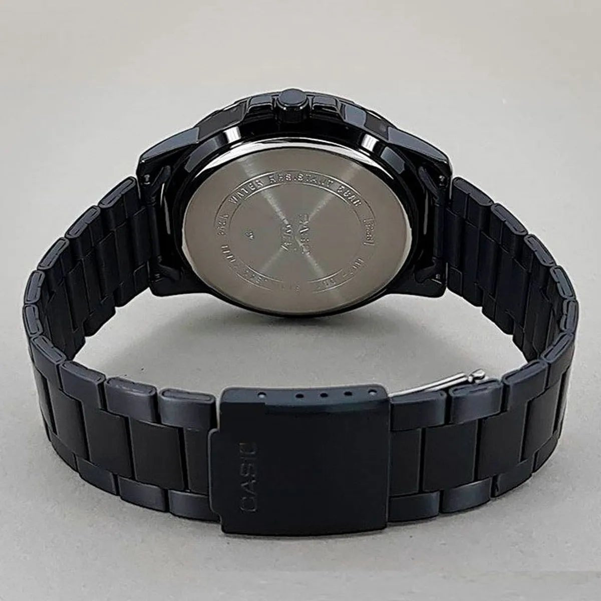 Reloj Casio MTP-VD01B Hombre Negro Acero Inoxidable Water Resist 50M - Diseño Elegante 42mm - Casio en Perú | Jherr Jewelry
