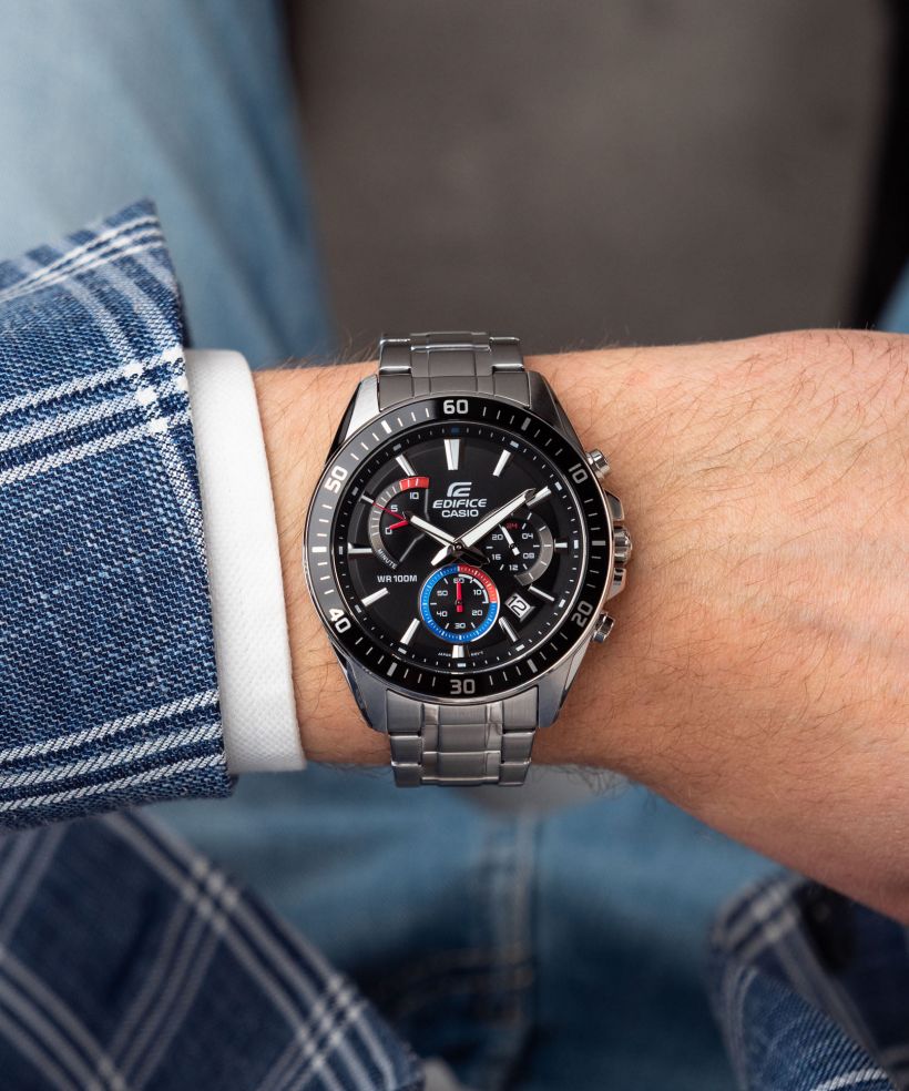 Reloj Casio Edifice EFR-552D-1A3 cronógrafo negro para hombre original - detalle de esfera caja y brazalete | Jherr Perú