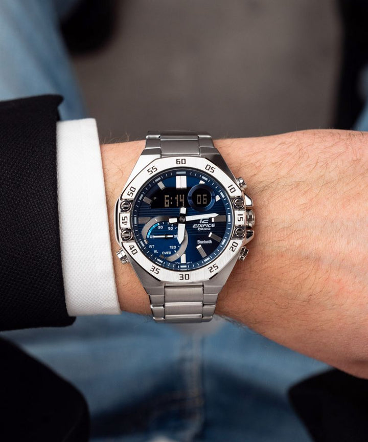 Reloj Casio Edifice ECB-10D-2A bluetooth azul para hombre original - detalle de esfera caja y brazalete | Jherr Perú
