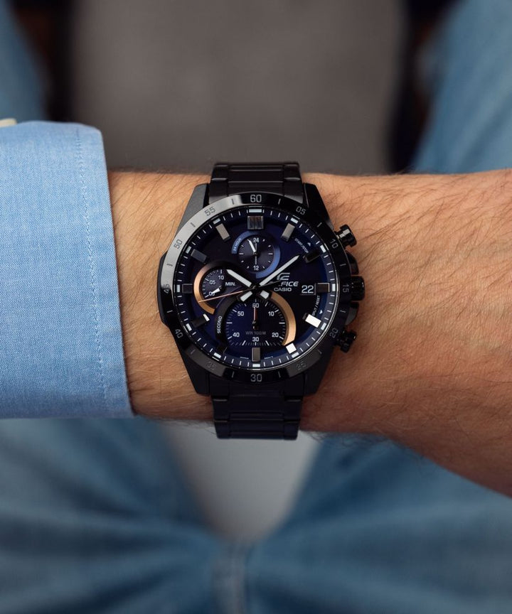 Reloj Casio Edifice EFR-571DC-2A cronógrafo azul para hombre original - detalle de esfera caja y brazalete | Jherr Perú