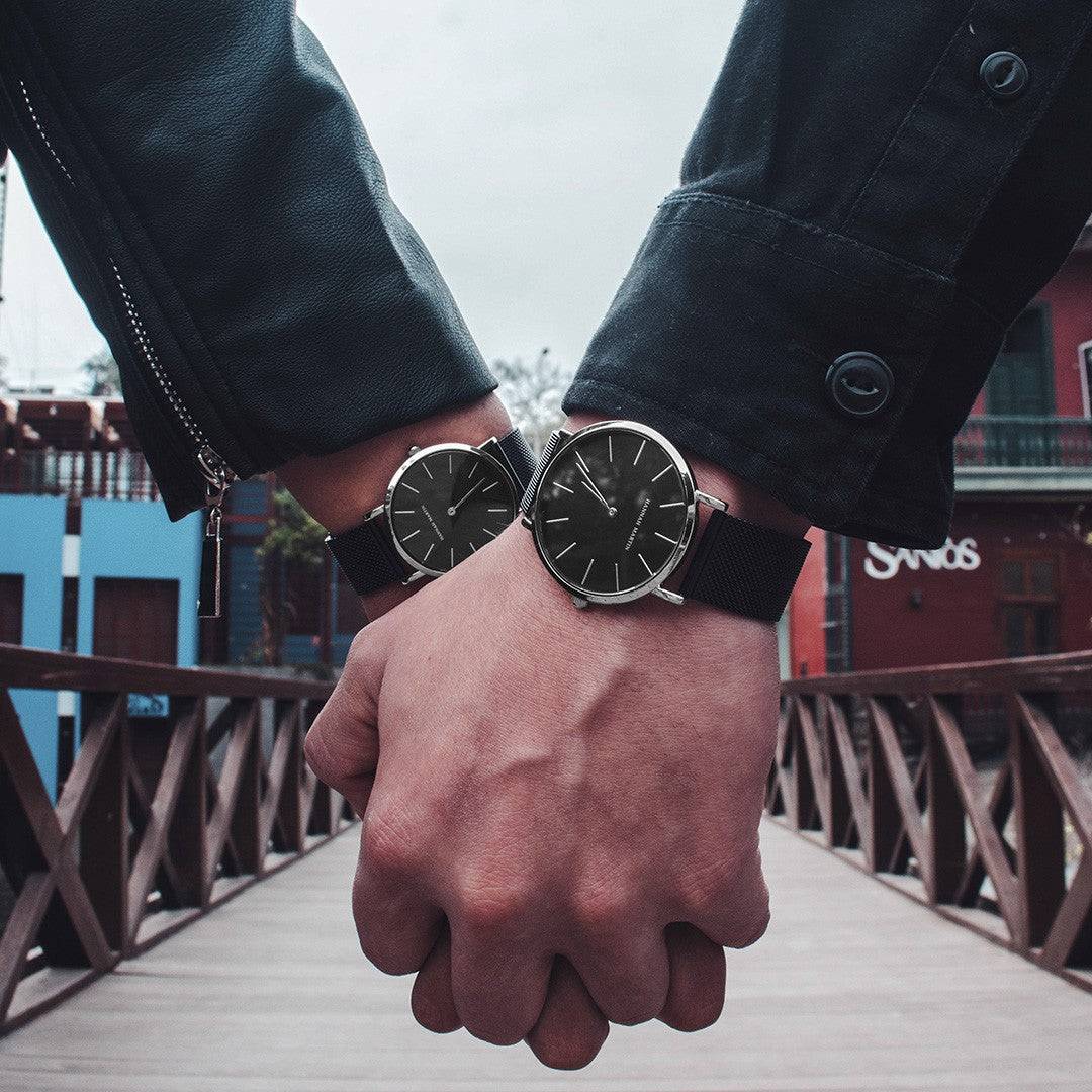 Relojes de Pareja Hannah Martin Scarlet - Hannah Martin en Perú | Jherr Jewelry