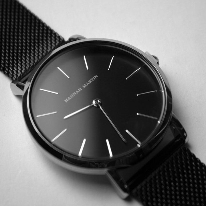 Reloj Hannah Martin Plata Esfera Negra con Correa Mesh Negra - Diseño Elegante 36mm - Hannah Martin en Perú | Jherr Jewelry