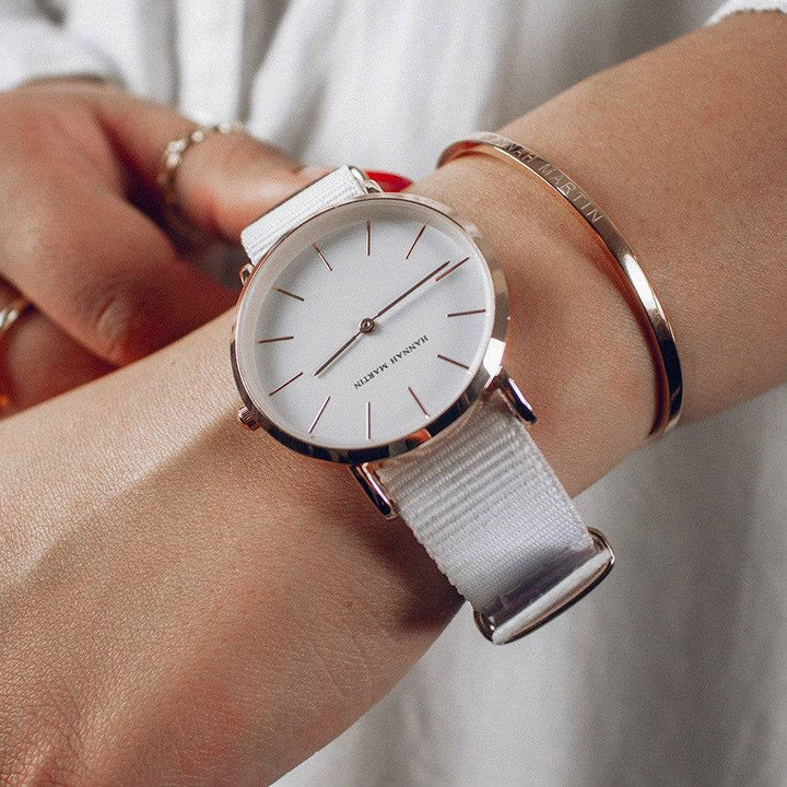 Reloj Hannah Martin Oro Rosa Mujer Esfera Blanca con Correa NATO Blanca - Diseño Minimalista 36mm - Hannah Martin en Perú | Jherr Jewelry